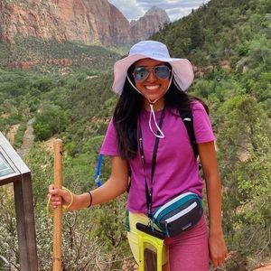 NWT OV Everyday Shortsleeve